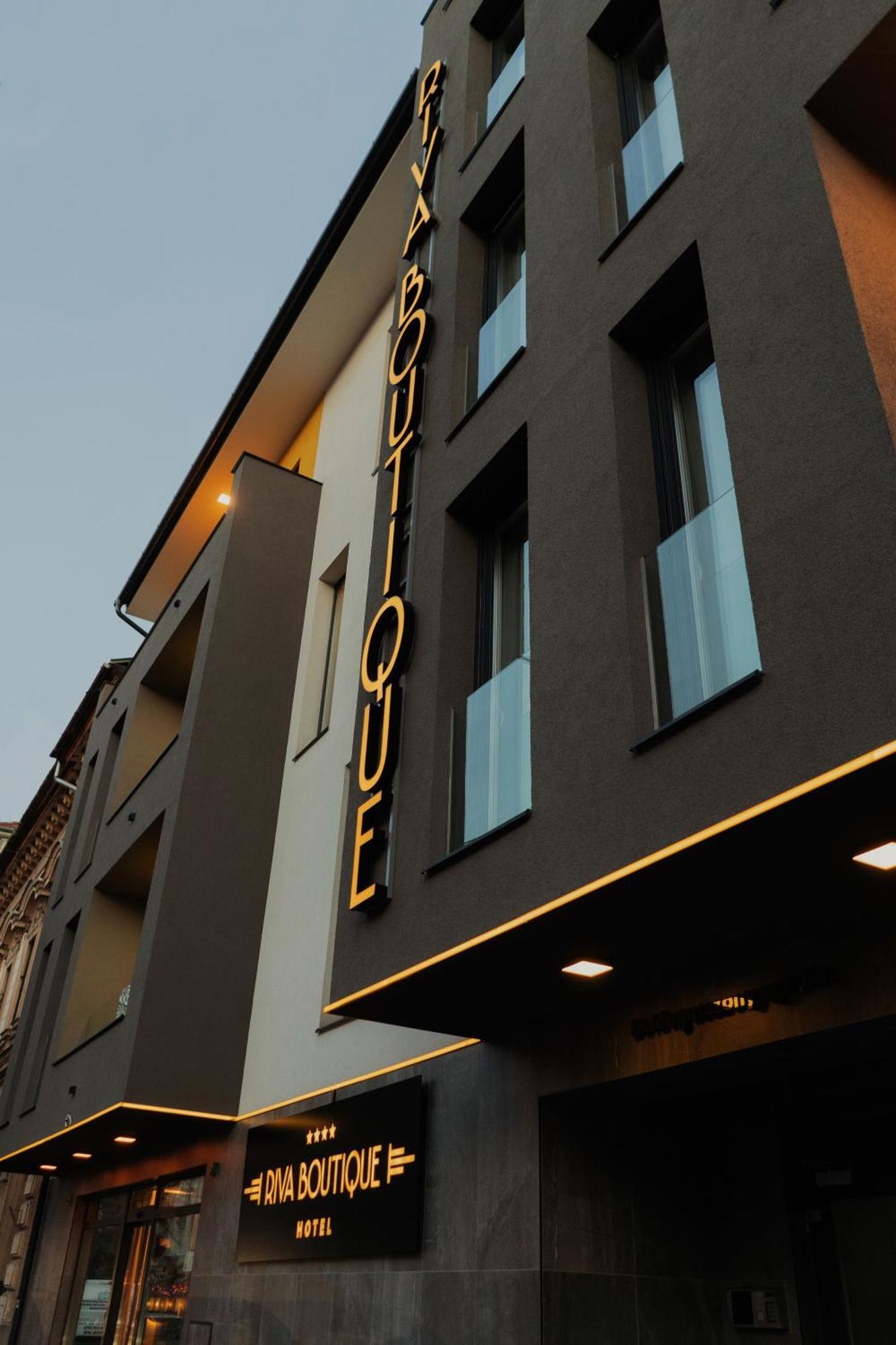 Riva Boutique Hotel Szeged Buitenkant foto