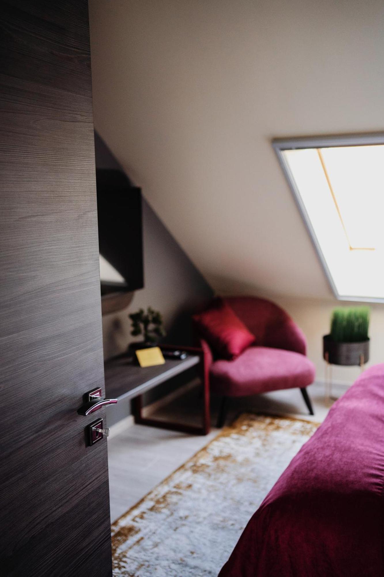 Riva Boutique Hotel Szeged Buitenkant foto