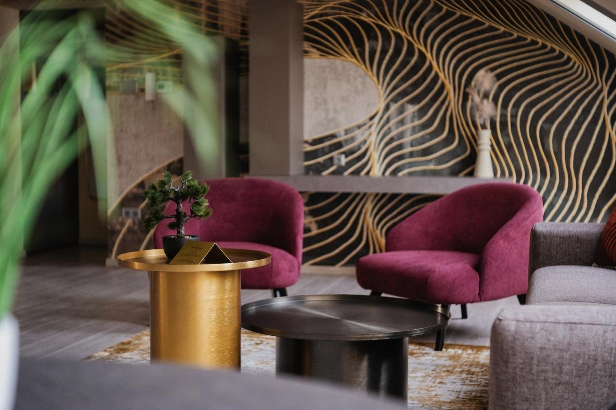 Riva Boutique Hotel Szeged Buitenkant foto