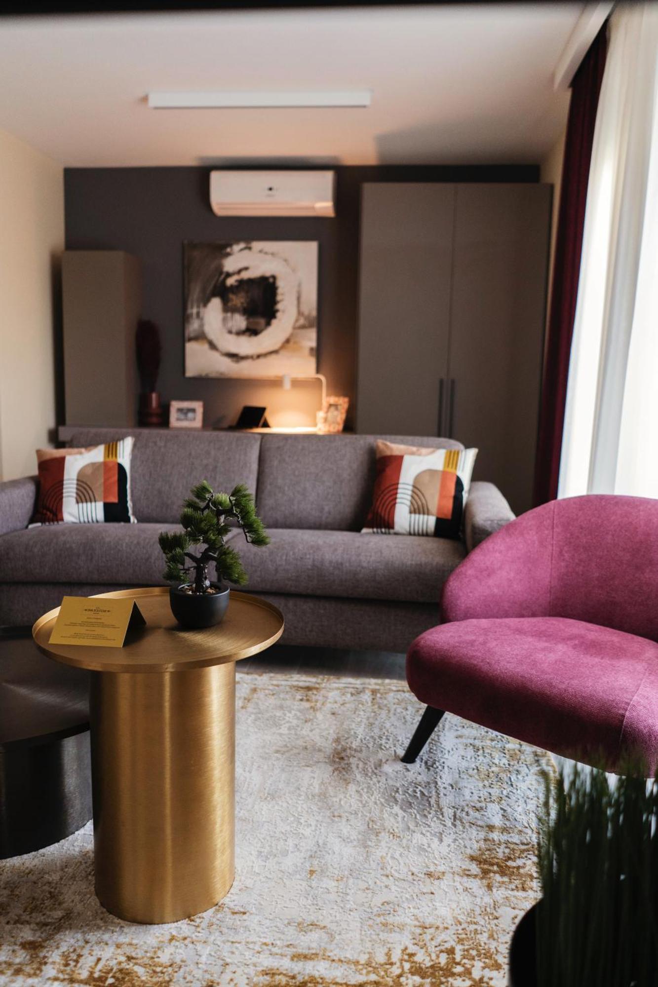 Riva Boutique Hotel Szeged Buitenkant foto