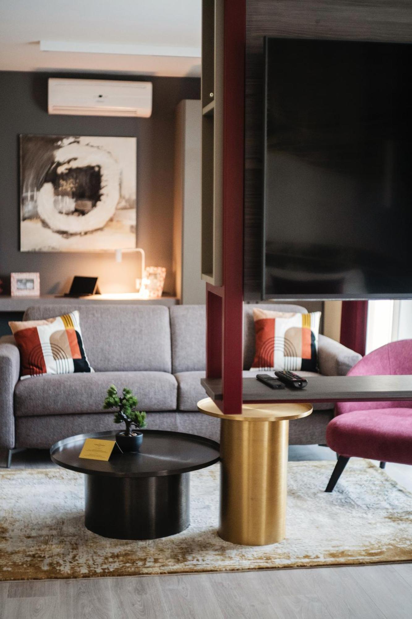 Riva Boutique Hotel Szeged Buitenkant foto